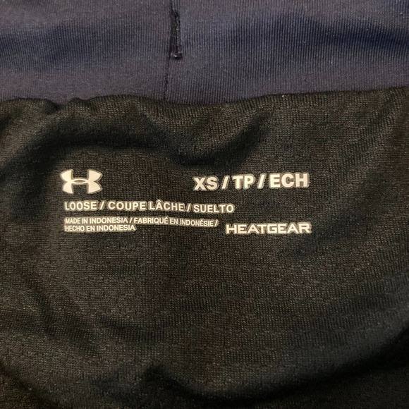 Under Armour Shorts Womens Sz XS Navy Blue Running Loose Heatgear Pull On Logo - Picture 6 of 11